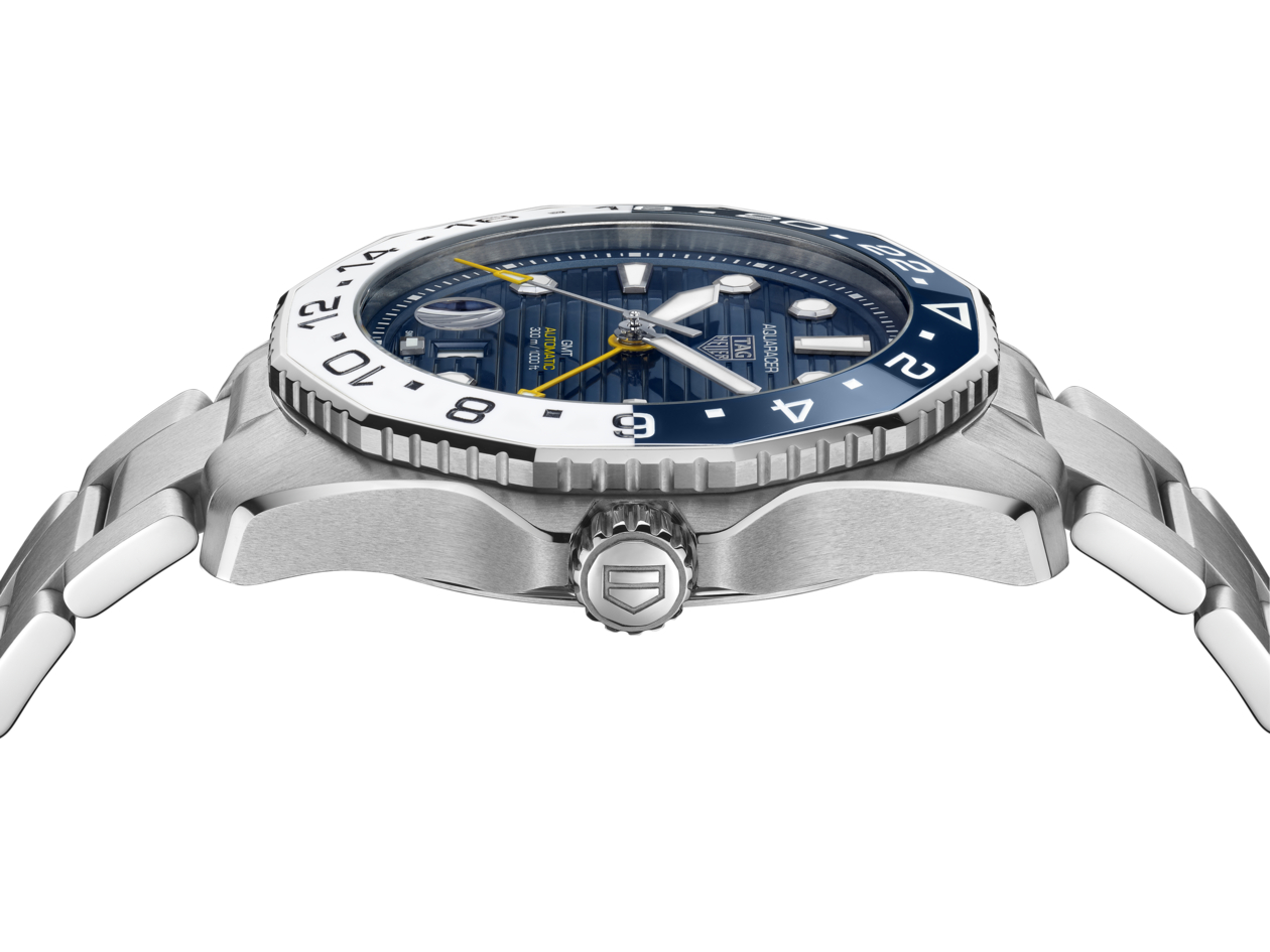 TAG Heuer Aquaracer Professional 300 GMT