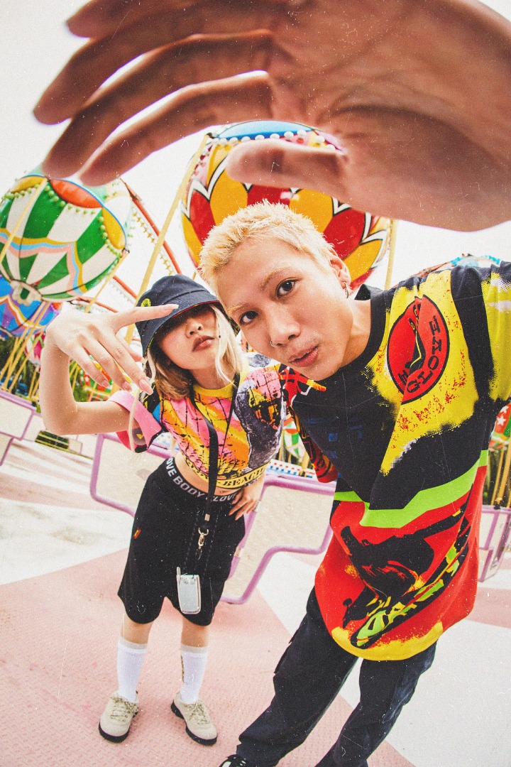 RETRO HYPE 90s COLLECTION