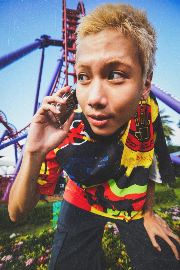 RETRO HYPE 90s COLLECTION