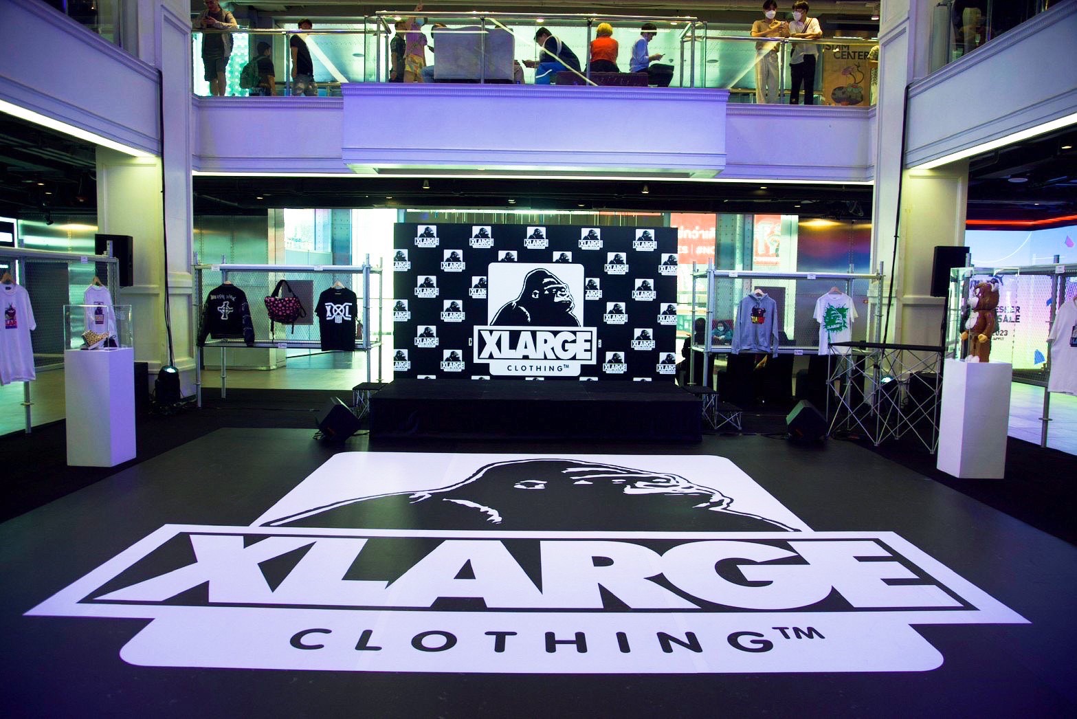 XLarge Store