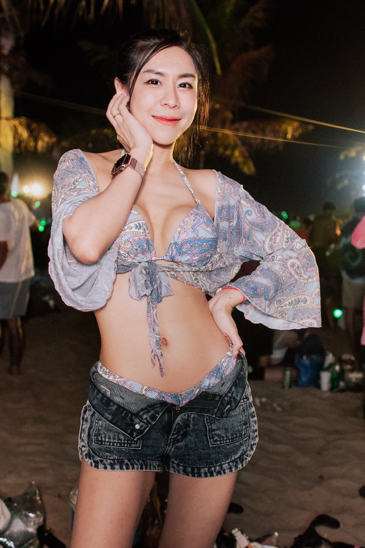 นั่งเล Beach Party And Music Festival 2 