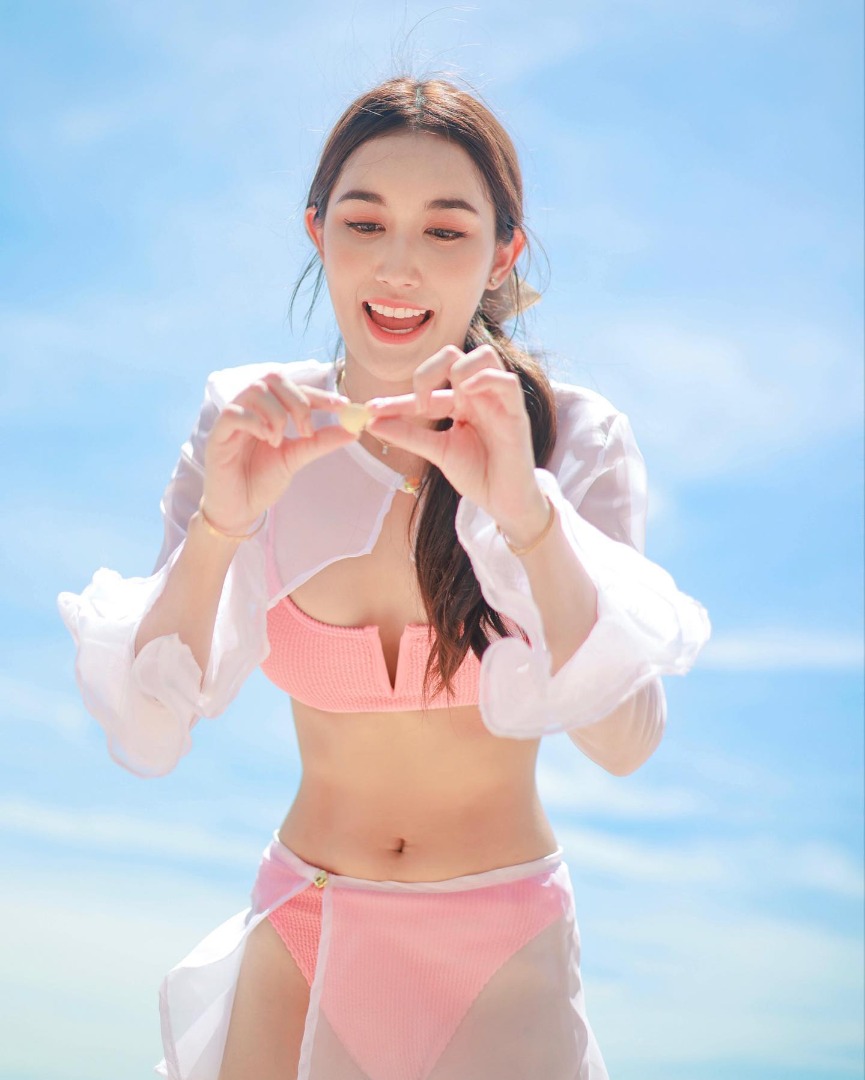 เบสท์ รักษวนีย์