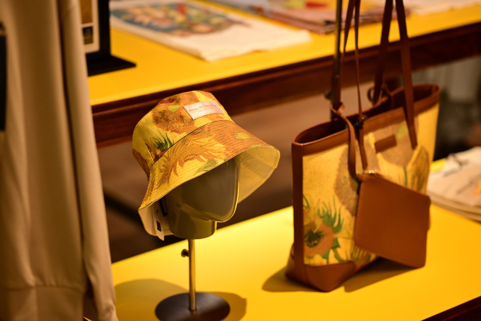 ROYAL IVY REGATTA x VAN GOGH MUSEUM