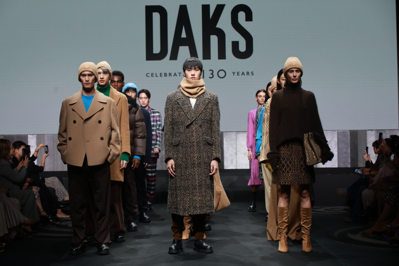 DAKS ฉลอง 130 ปี เผยโฉม 2 คอลเลกชันพิเศษในซีซัน Autumn/Winter 2024