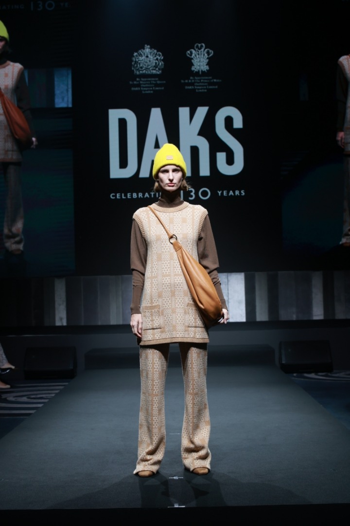 DAKS ฉลอง 130 ปี เผยโฉม 2 คอลเลกชันพิเศษในซีซัน Autumn/Winter 2024