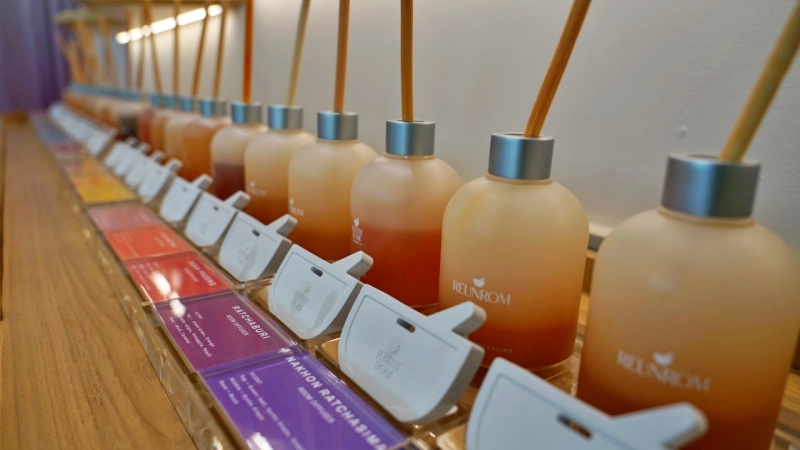 "รื่นรมย์" ชวนอัปเดตความหอมจากองุ่นด้วย Room Diffuser ให้เลือกถึง 4 กลิ่น