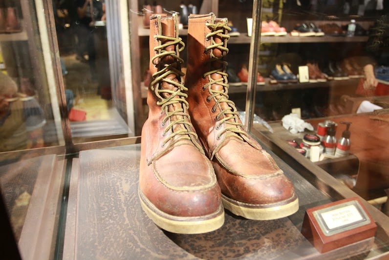 รองเท้า Red Wing 