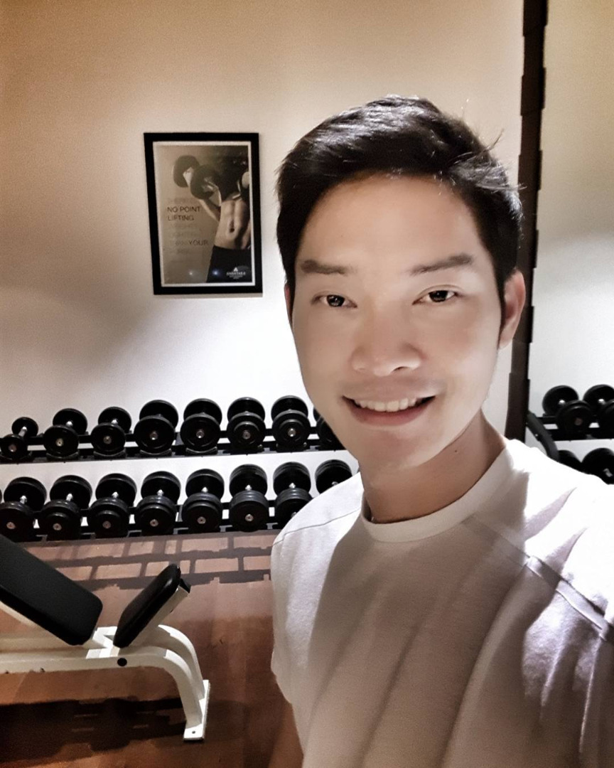 ไฮโซโอ๊ต พิทักษ์ 