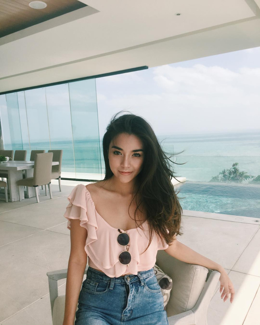 แม่หญิงจันทร์วาด