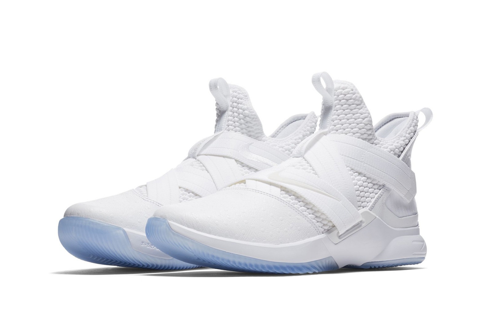  LeBron Soldier XII