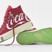 Kith x Coca-Cola และ Converse สีแดง