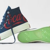 Kith x Coca-Cola และ Converse สีน้ำเงิน