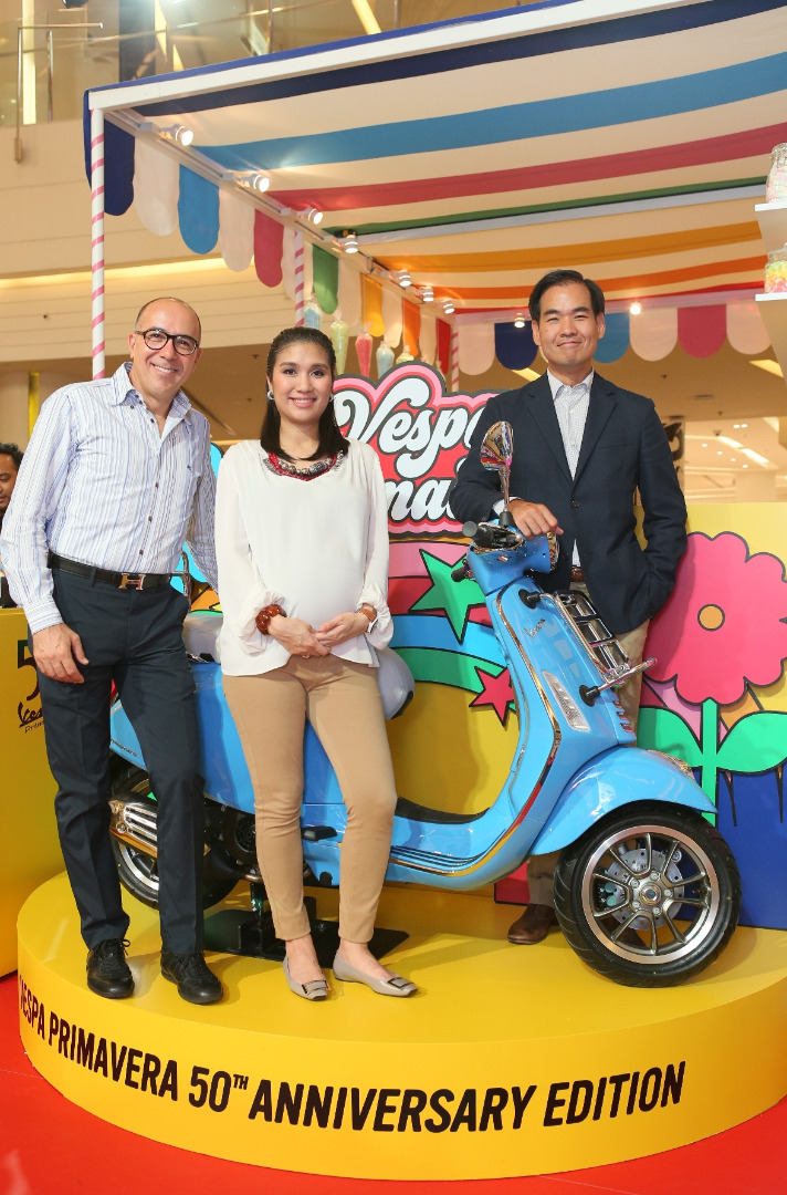 Vespa Primavera Wonderland