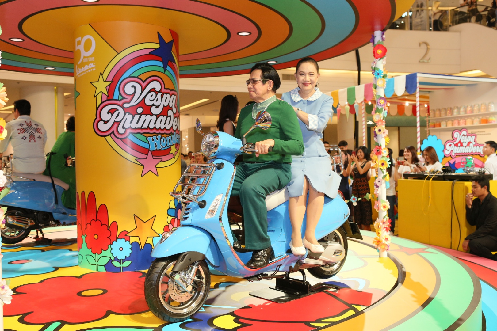 Vespa Primavera Wonderland