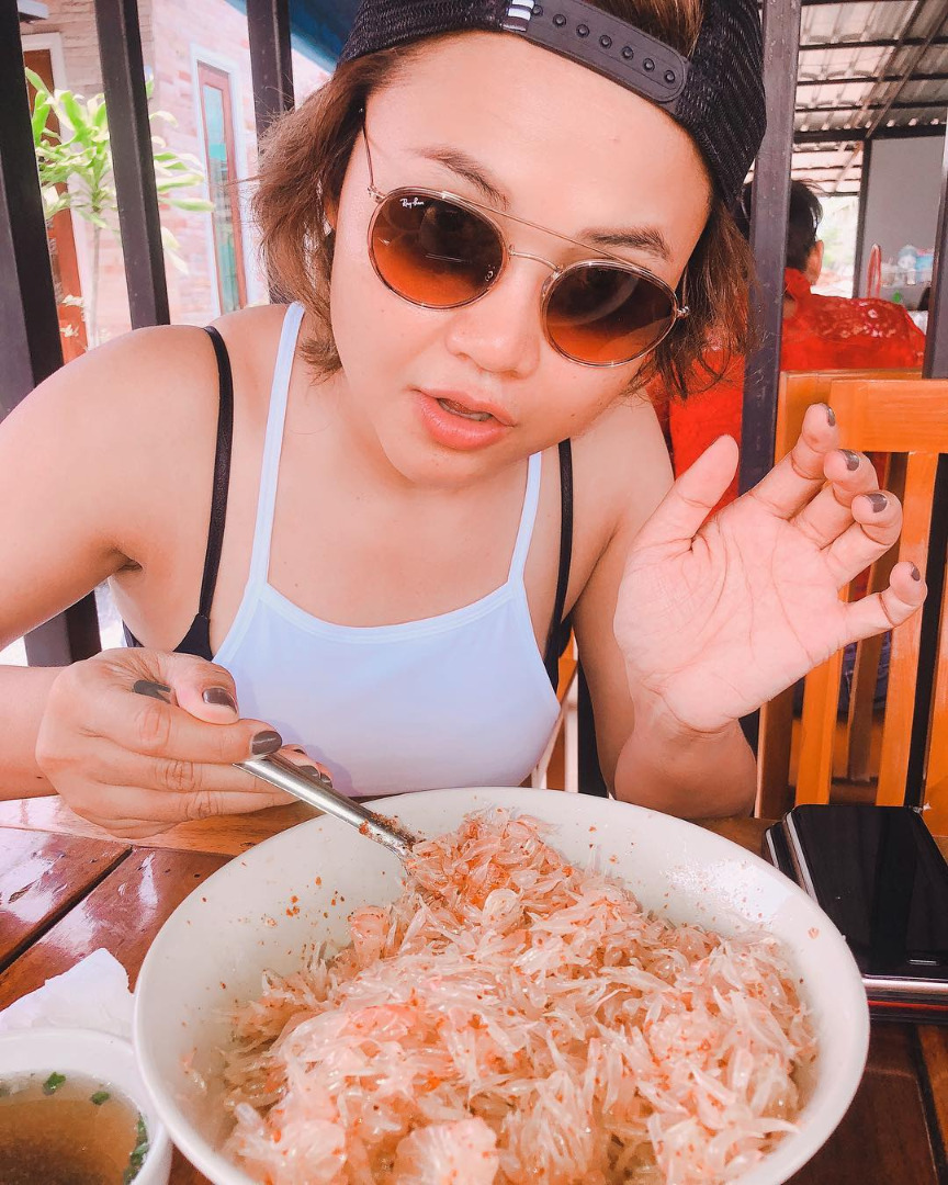 ตั๊กแตน ชลดา