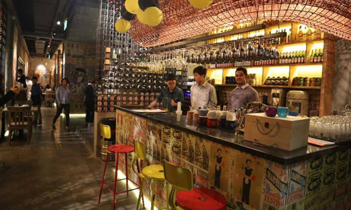 ถ้าจะเนียนกันขนาดนี้! ร้านอาหารไทยใน "ฮ่องกง" ถูกก๊อปปี้ไป "เซี่ยงไฮ้"...เหมือนทั้งร้าน!