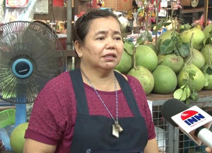 ผู้ค้าตลาดมณีพิมานเผยตรุษจีนปีนี้ลูกค้าลดจับจ่าย