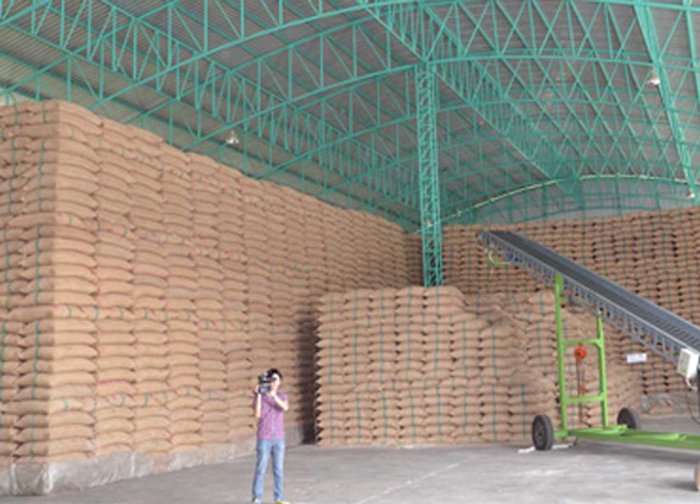 นบข.เคาะขายข้าวให้เอกชน38รายมูลค่า7,853ล.