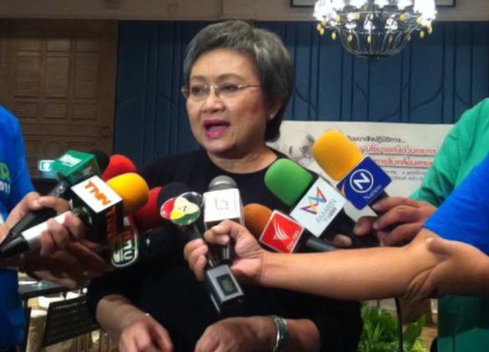 อภิรดีเตรียมถกทูตพณ.กำหนดเป้าส่งออกปี59