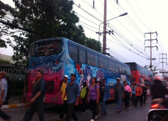 ชาวนาเปลี่ยนแผนกดดันรบ.กลับปักหลักแจ้งวัฒนะ