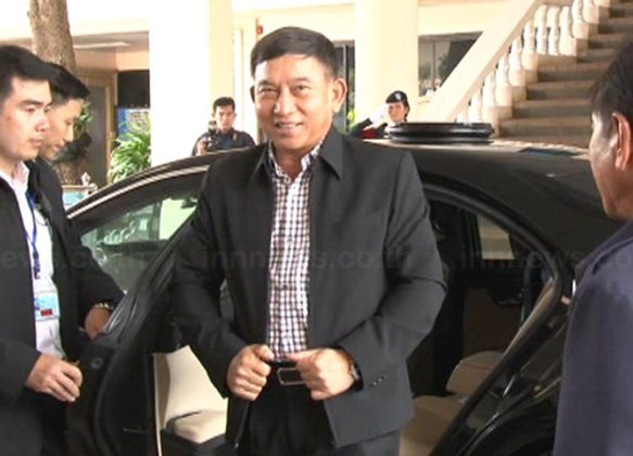 พล.อ.อ.ประจินเริ่มถกโครงสร้างพลังงานแล้ว