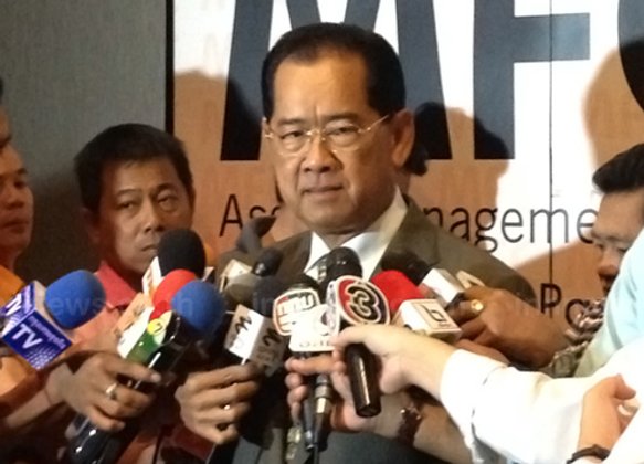 ณรงค์ชัยไม่ตอบนั่งรัฐมนตรี-ทีม ศก. ถกทุกวัน