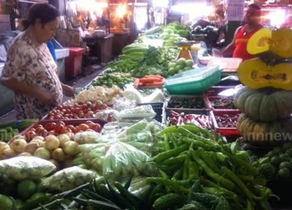 ผู้ค้าผักโชคชัย4เผยของแพงช่วงหยุดยาวเหตุคนซื้อน้อย