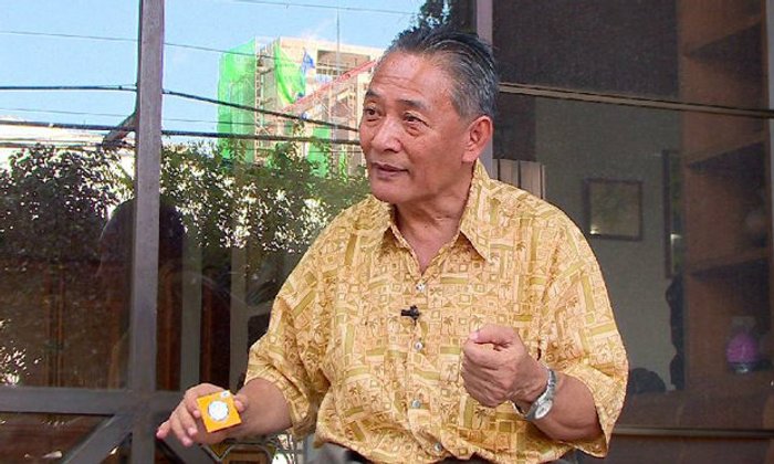 ดูให้ชัด! สถาปนิกนักสะสมมีเหรียญ 10 บ.ปี 33 ลั่นไม่คิดขายเหรียญที่เก็บไว้