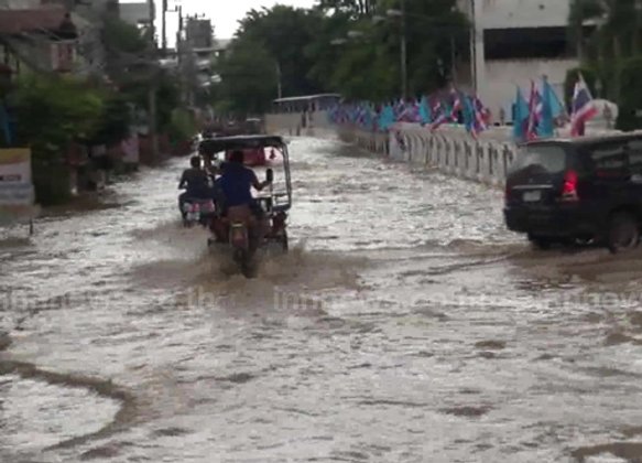 โกวิทเผยน้ำท่วมไม่กระทบท่องเที่ยวสุโขทัย