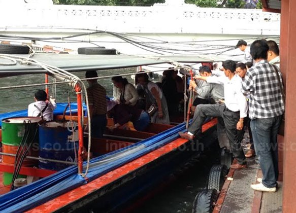 ปชช.ใช้บริการเรือโดยสารคลองแสนแสบปกติ