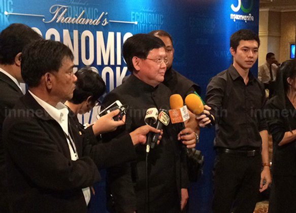 พาณิชย์จัดธงฟ้าช่วยประชาชนพื้นที่น้ำท่วม