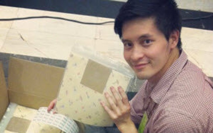 "แก๊ป ธนเวทย์" กับธุรกิจกระดาษห่อของขวัญ