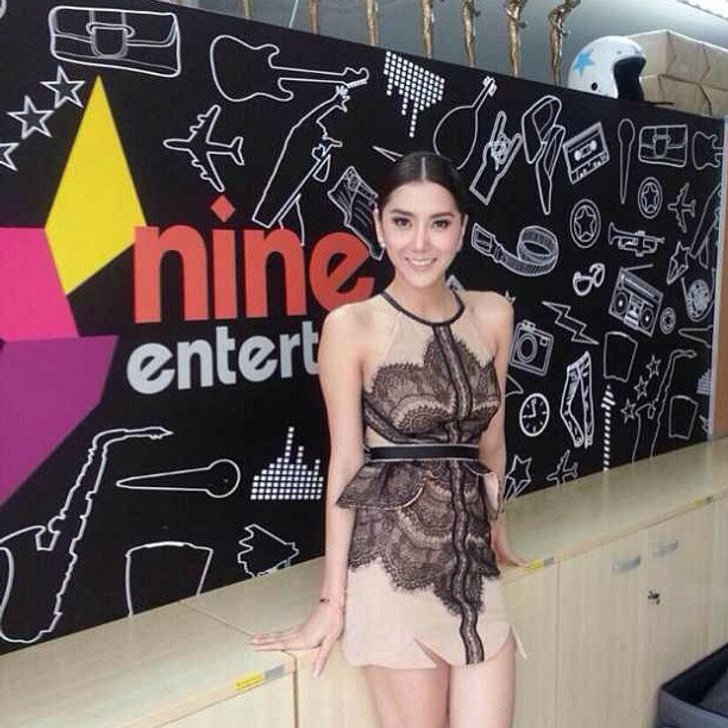 รวยเว่อร์!นางร้ายเซ็กซี่'ไอซ์ อภิษฎา'เปิดธุรกิจทีวี