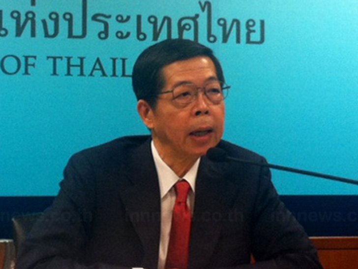 ผู้ว่าฯธปท.รอความชัดเจนกระทรวงคลังก่อนดูแลแบงก์รัฐ