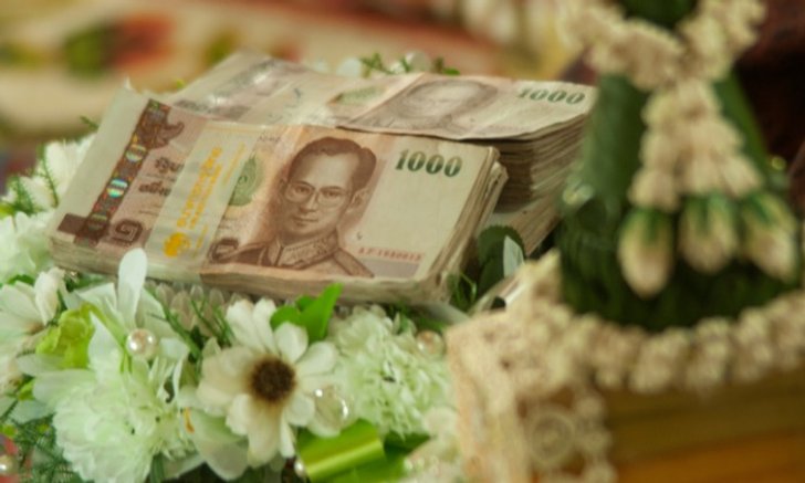เอาใจคนอยากแต่งงาน! เปิดตัวธุรกิจให้เช่าสินสอด ครบทั้งเงิน-ทอง-รถเบนซ์