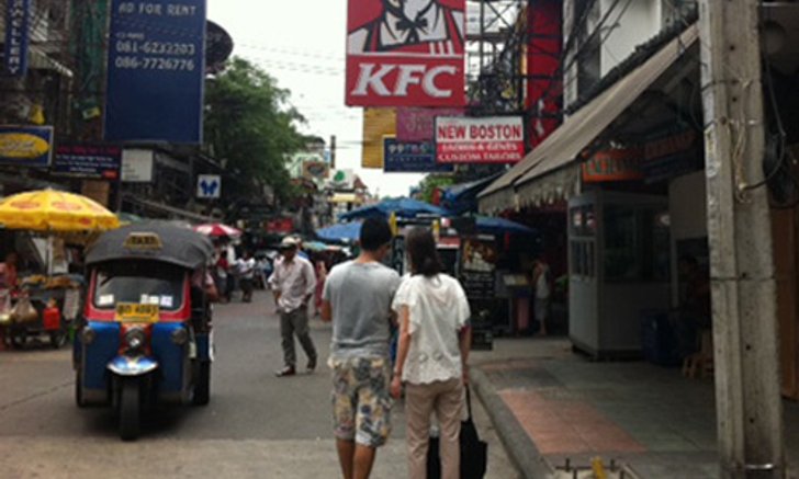 ผู้ประกอบการถนนข้าวสารรับสงกรานต์ปีนี้ไม่คึก