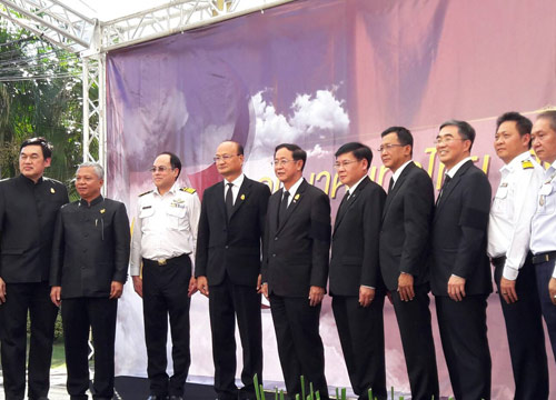 รัฐจับมือเอกชนจัดกิจกรรมคมนาคมทั่วไทยทั้งใจถวายพ่อหลวง