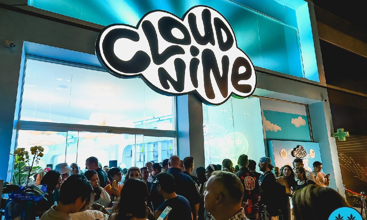 เปิดตัว “Cloud Nine” สุดอลังการกลางสุขุมวิท ภายใต้คอนเซปต์ “GET LIFTED”