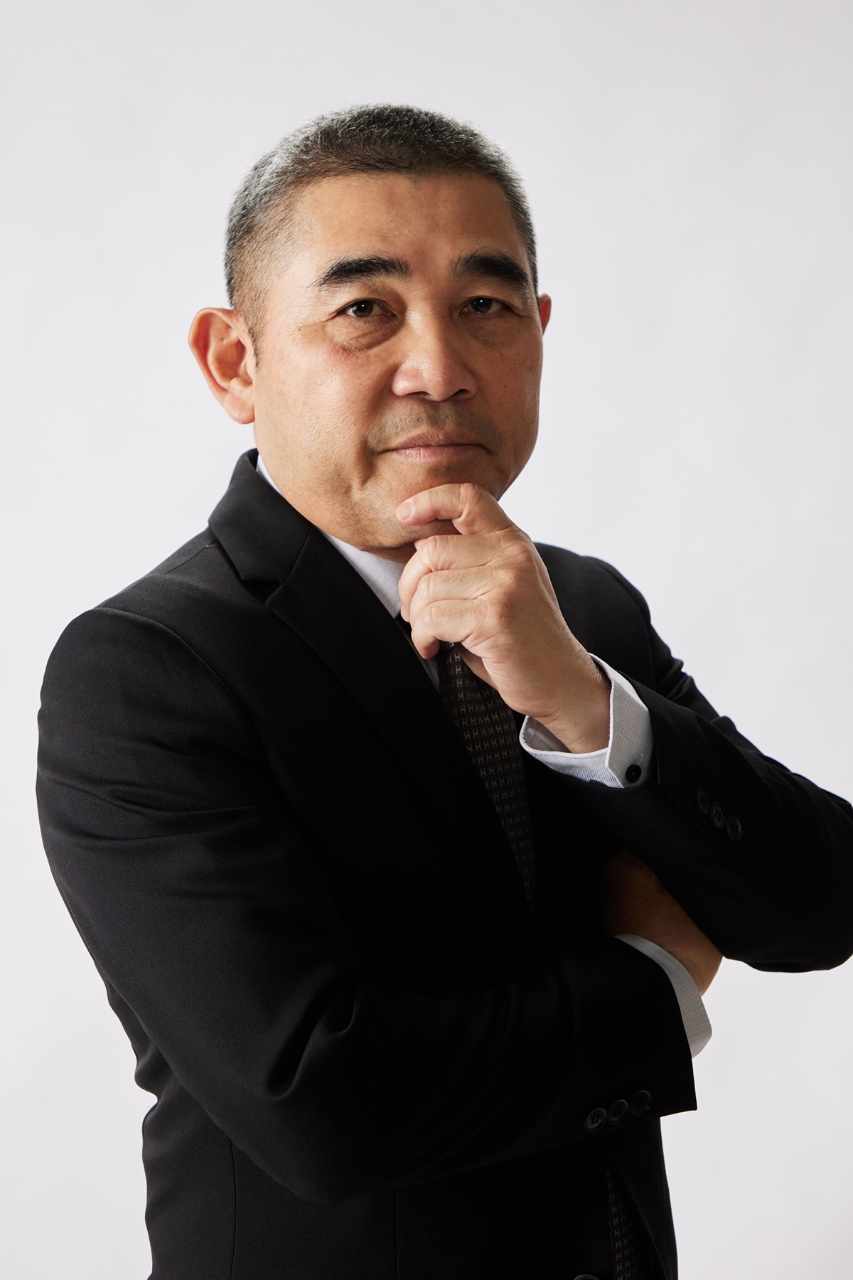 mr.damrongvipawatanakul_1