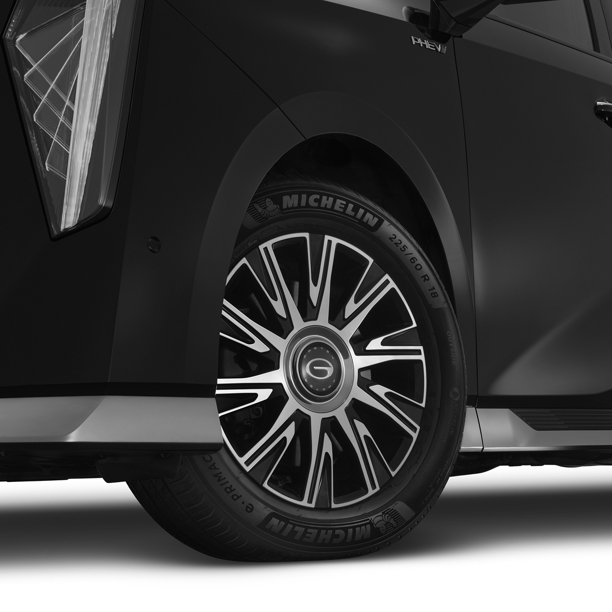 gacm8phev-exterior(2)