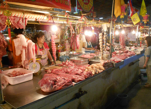 เนื้อหมูตลาดเตาปูนขยับแตะ130-135บาท/กก.