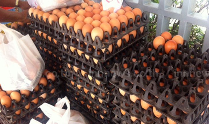 ตลาดนนท์ไข่ไก่ขึ้นราคาอีกถาดละ5บาท