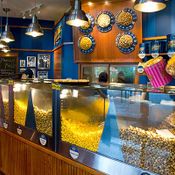 “Garrett Popcorn”