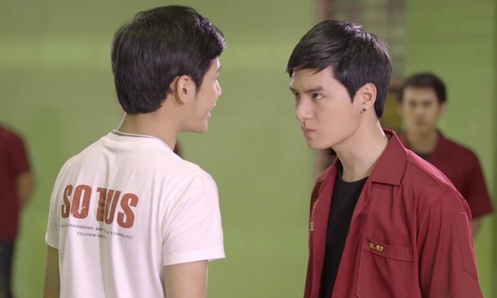 "ถ้าผมจับพี่ทำเมีย เกียร์ของพี่ก็เหมือนเกียร์ของผม" ตัวอย่าง "พี่ว้ากตัวร้ายกับนายปีหนึ่ง"