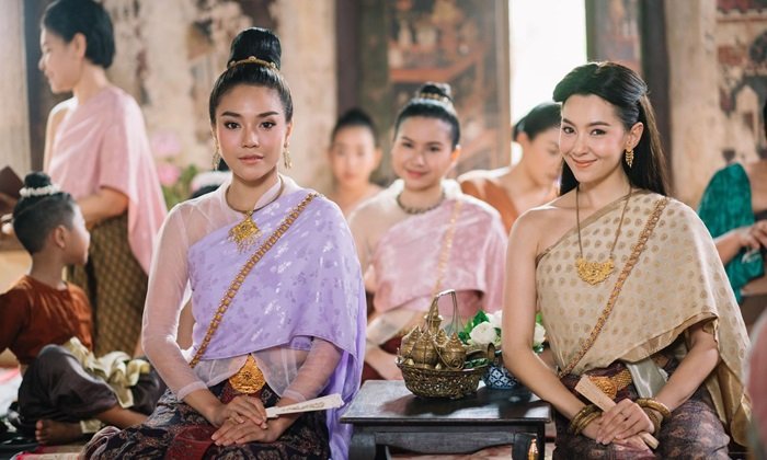 บุพเพสันนิวาส ย้อนหลัง และ เรื่องย่อ ละครช่อง 3