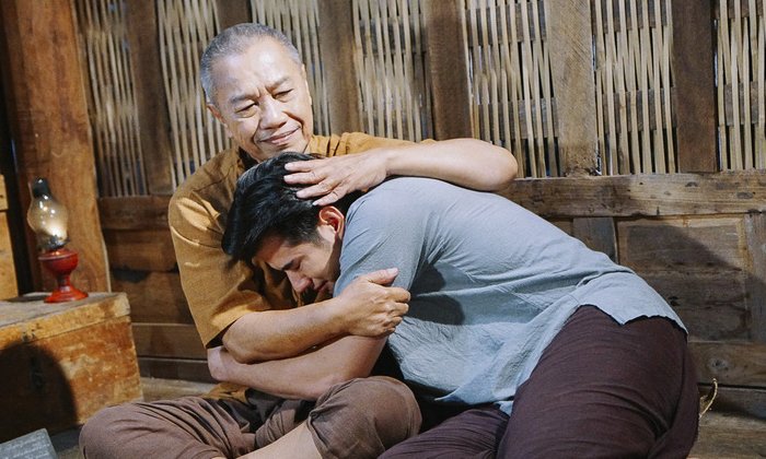 "ไม่มีปู่แล้วฉันจะอยู่ยังไง" ฉากซึ้ง "มาริโอ้-อารอง" ชวนน้ำตาคลอ "ทองเอก หมอยา ท่าโฉลง"