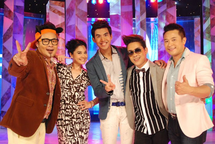 เต๋อ-ฉันทวิชช์ ดีเจ.จอมเปิ่น!! ในครอบครัวขำ