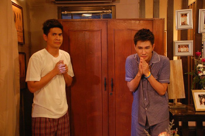 กัปตัน-ฟรอยด์ หลอน!! โดนผีในตู้เก่าหลอก