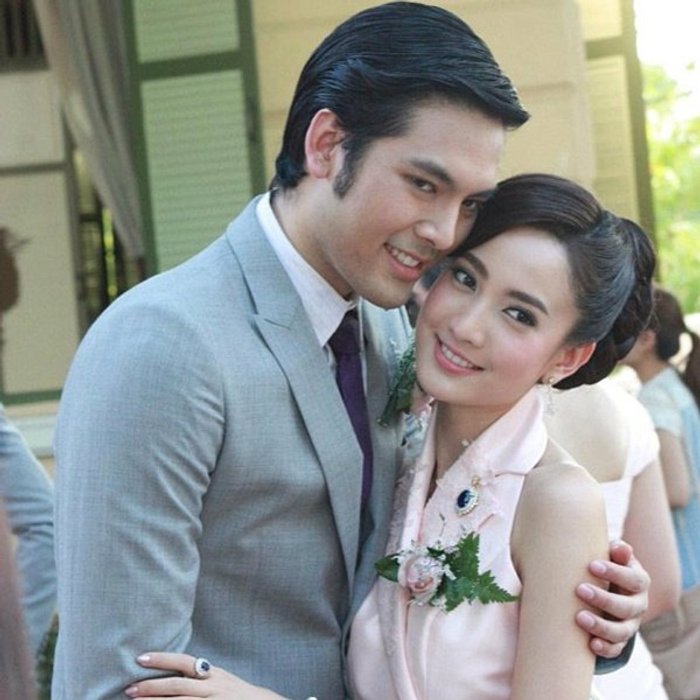 บอมบ์-แต้ว นำทีมนักแสดงเปิดวัง "จุฑาเทพ"