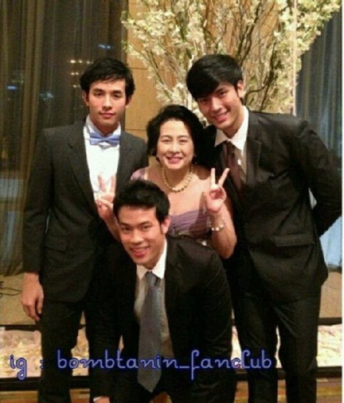 3 หล่อ แห่งบ้าน "มนูญศิลป์" "บอม ธนินทร์" นำโด่งความหล่อ